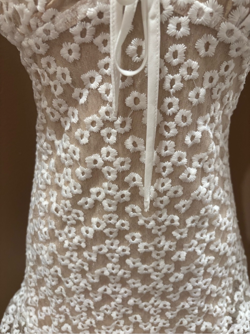 LULU'S white lace flower embroidered sundress size S - Picture 3 of 8